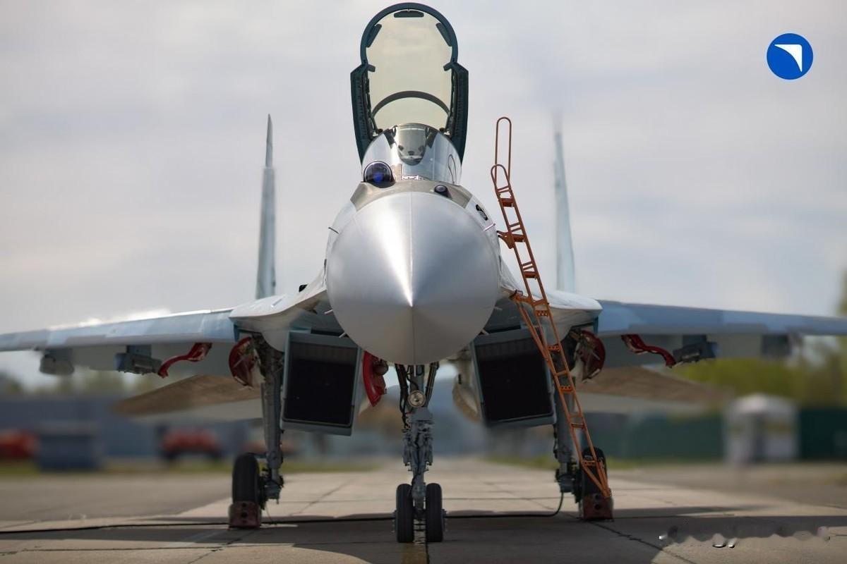 俄罗斯空天军接收新批次苏-35S，交付速度提升！5月26日，俄罗斯空天军接收了