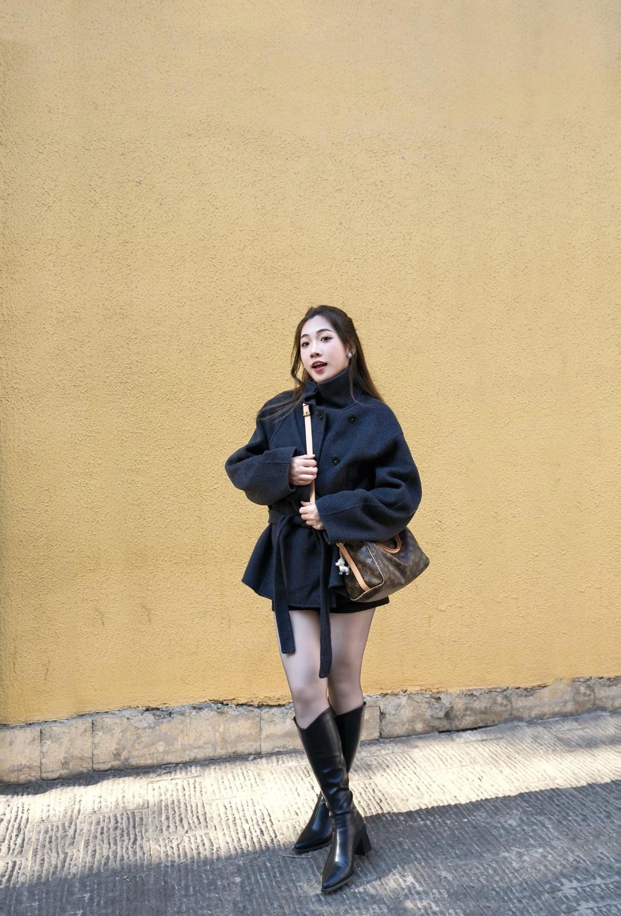 冬日穿搭指南：温暖毛衣+时髦靴子，轻松出街！🌟👢👗👠