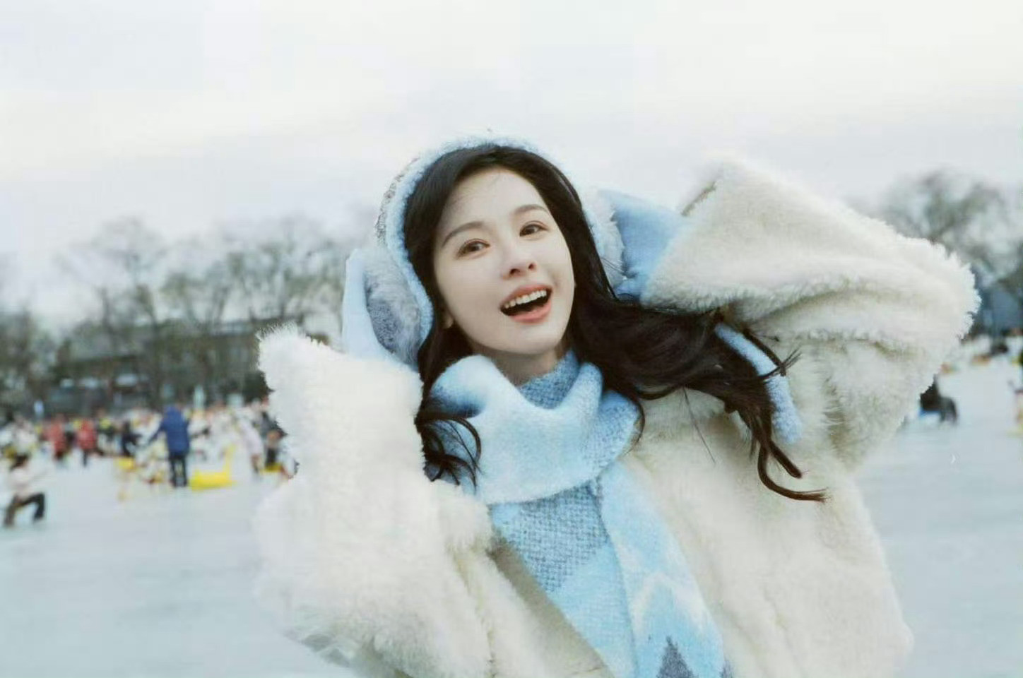 陈都灵回忆出演小耳朵陈都灵谈初入职场感受陈都灵回忆初入职场演小耳朵，以青涩新人身