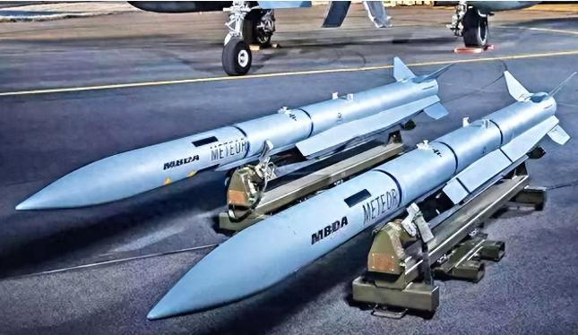 1.8亿订单落地！印度空军获大杀器，巴铁急求外援，中方暗中支持一笔价