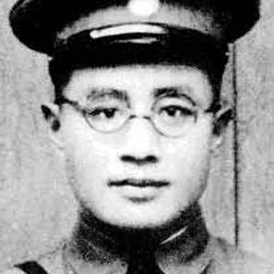 1949年，刘伯承听说原配还活着，并且日子过得很艰苦，就托人给她传话，想把她接到