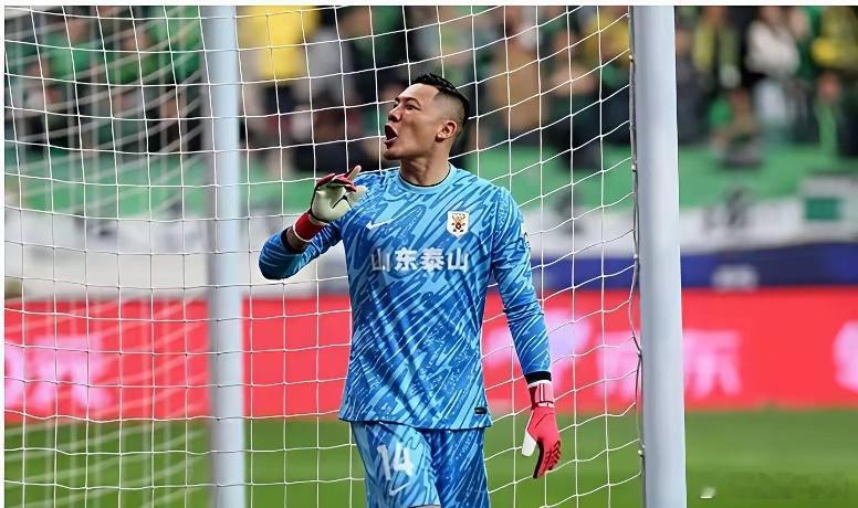 媒体爆料申花将和泰山进行一场热身赛！为何不和海港热身！毕竟海港马上要进行超级杯了