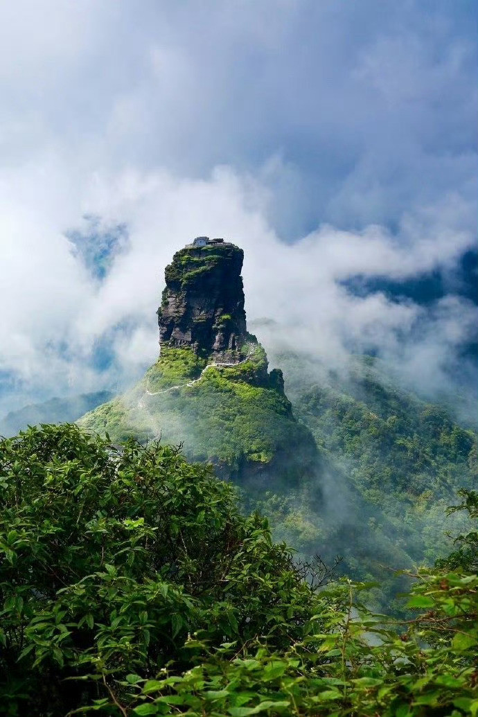贵州·梵净山，现实版的天空之城。​​​​