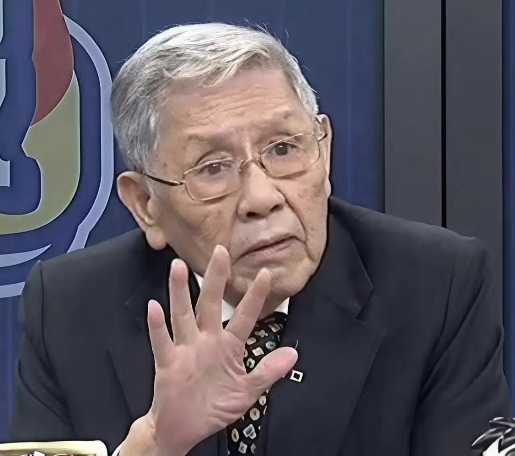 对于海南自贸港，中天的几位专家，都这么评价：帅化民：这步大招走的太好了，不仅