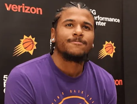 NBA常规赛，太阳后卫杰伦-格林今天接受了记者采访。太阳将在周二对阵火箭，但杰