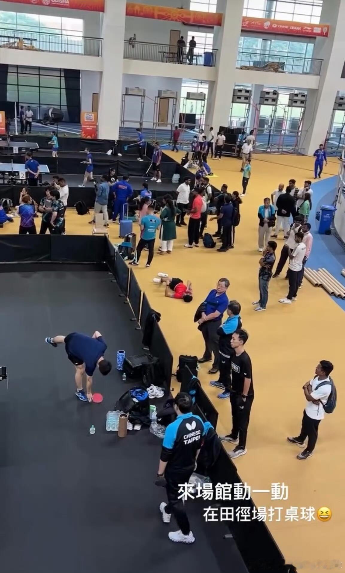 印度亚锦赛场馆外环境炸裂亚锦赛-欧锦赛-非锦赛场馆对比，恭喜亚锦赛完败[淡淡