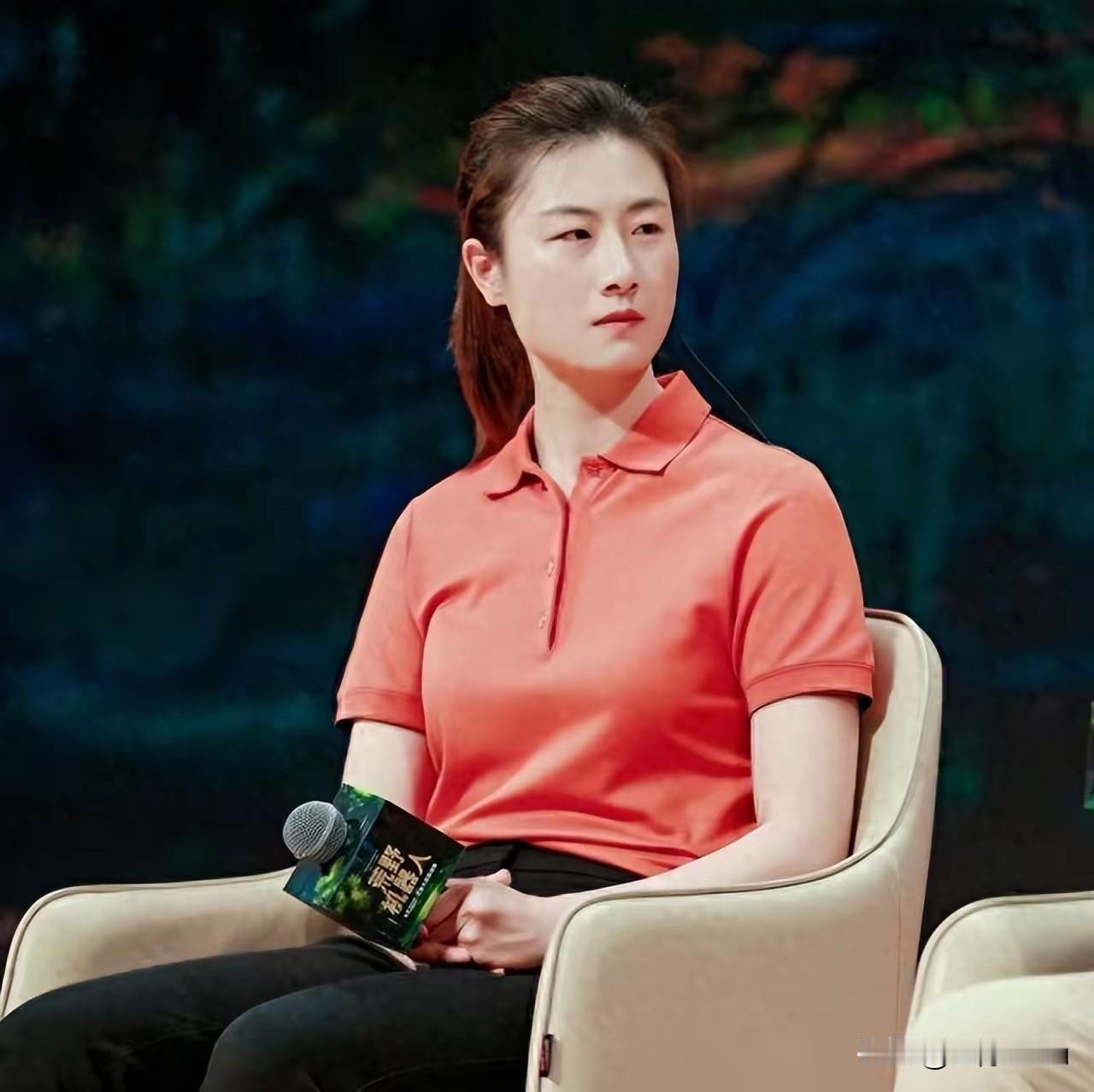 35岁丁宁任王楚钦顶头上司至今单身择偶标准曝光：丁宁是21个世界冠军的大满贯得