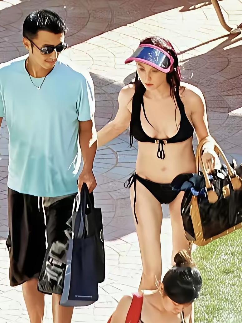 张柏芝是怎么做到，又瘦又有肉的？张柏芝这身材真的是老天爷赏饭吃！骨架纤细却不干