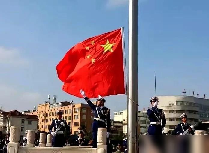 解放军的内部整顿，又来了一记“回马枪”。真的看得人浑身舒坦，军队采购这块可是