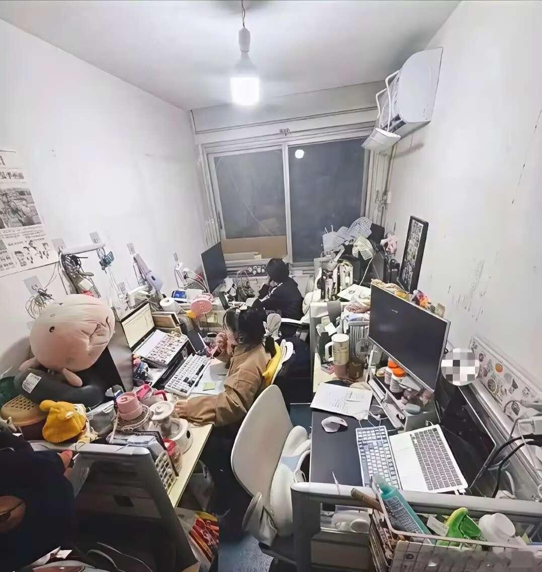 如果你的月薪两万，办公环境是这样的，你愿意吗？​​​