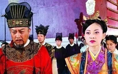 1584年，万历皇帝抄家的旨意下达十多天，锦衣卫才打开封锁已久的张府大门，张居正
