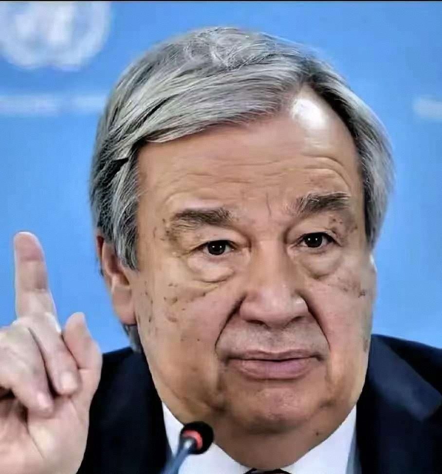 胡塞武装这次玩大了！直接扣了联合国的工作人员，还给他们安上了“美英以间谍”的帽