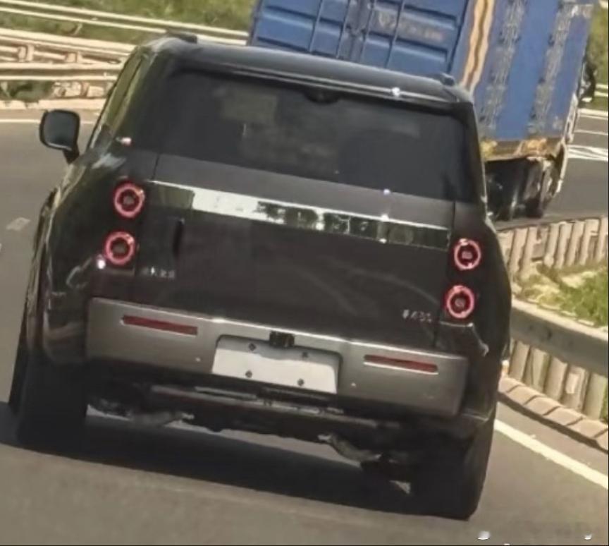 眼熟？？！！！！大v聊车
