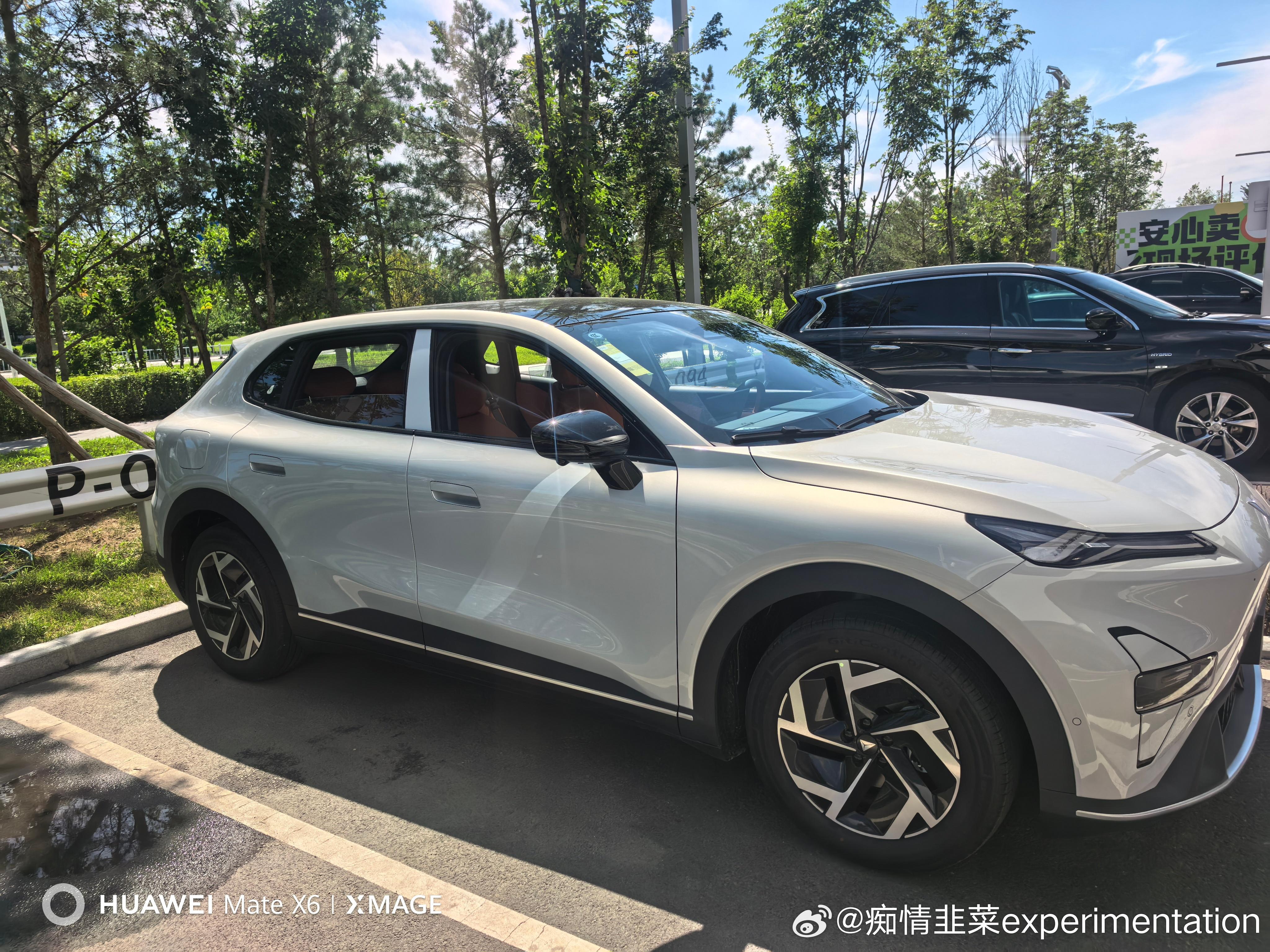 观望数月，我终于迎来了属于自己的第一台车，圆满达成出行心愿。选车阶段...