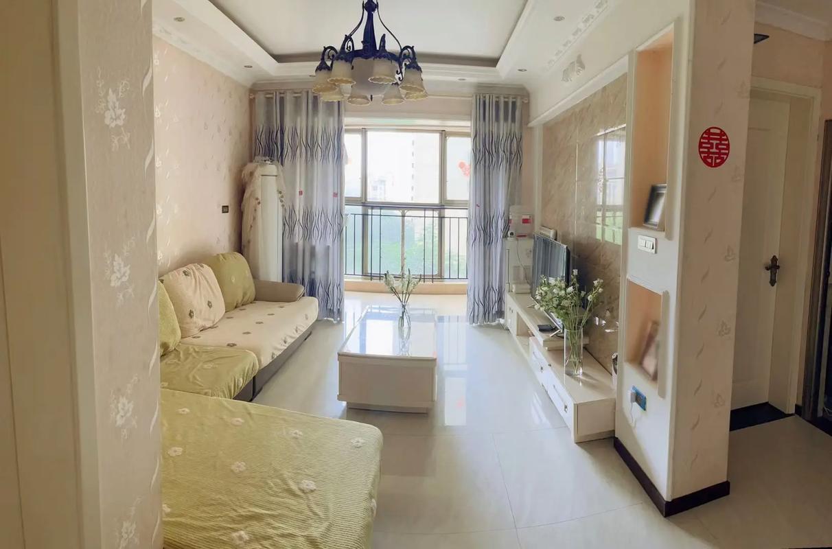 手握两套房的家庭未来什么结局?前几年，手握两套房的家庭那可是让人羡慕，一套自住