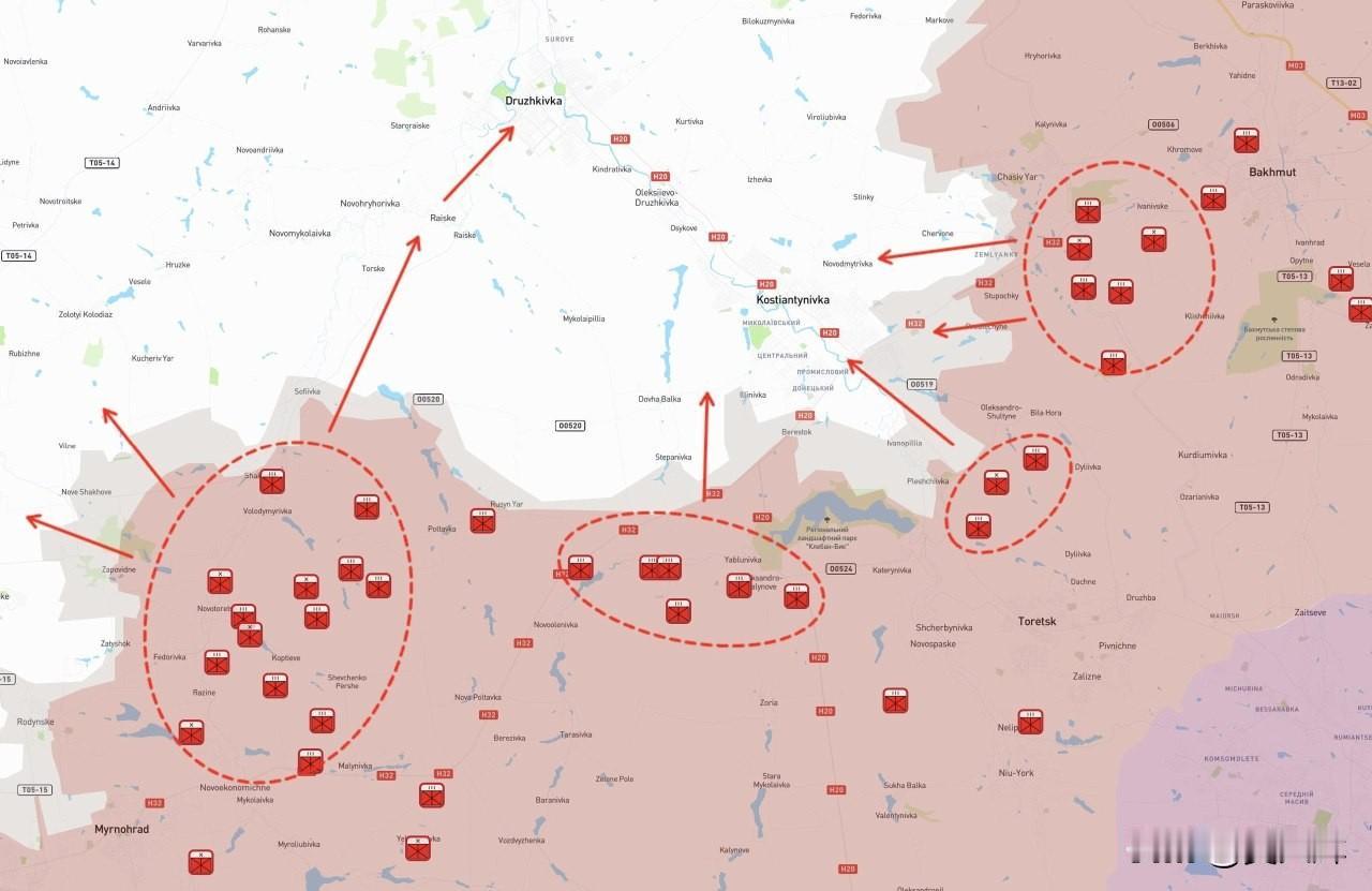 俄军放弃正面硬攻：康斯坦丁诺夫卡集结显露突击方向乌克兰方面称，俄军摩托化步兵