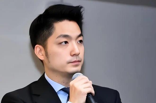 朱立伦带头“叛变”，蓝营只剩韩国瑜硬撑沉默谁能想到，台湾蓝营一夜之间“变天”