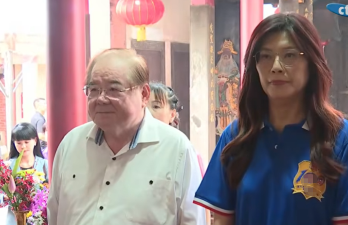 郑丽文拜会李乾龙争取党内派系支持国民党主席参选人郑丽文今天（3日）上午