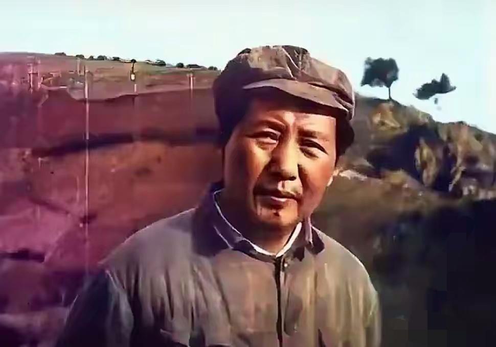 连自己的开国领袖都予以抹黑，连开国领袖开创的伟业都予以否定，就同儿孙不认自己的祖