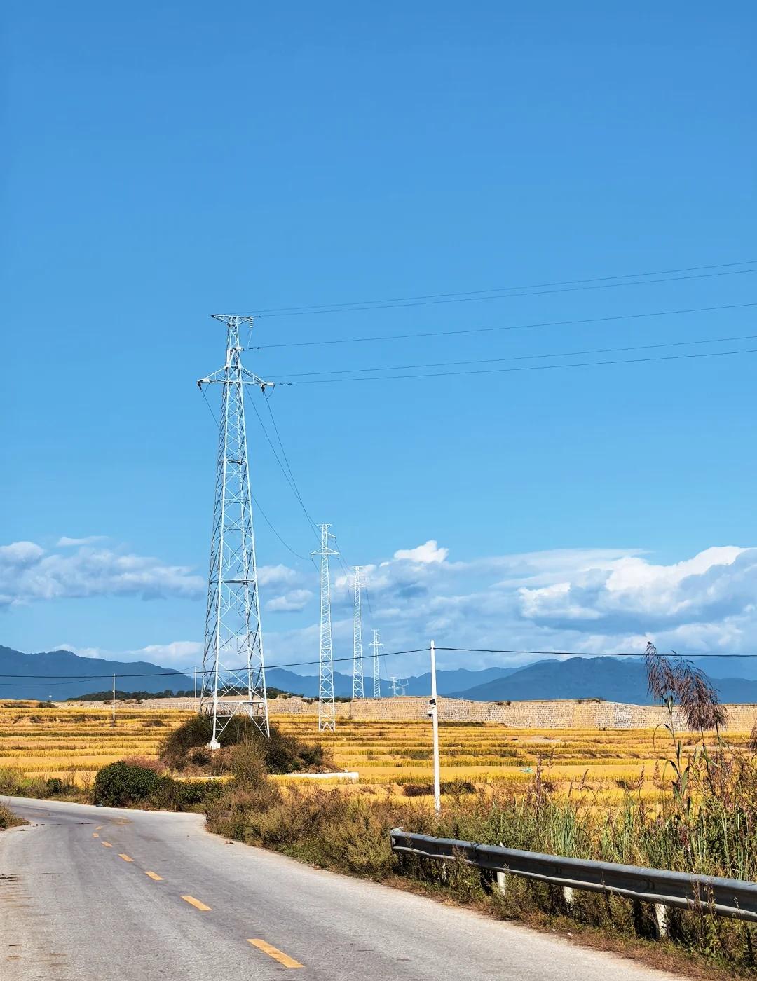 腾冲发现一条到银杏村的绝美自驾路线到银杏村最好的办法是租车自驾，全程不到100