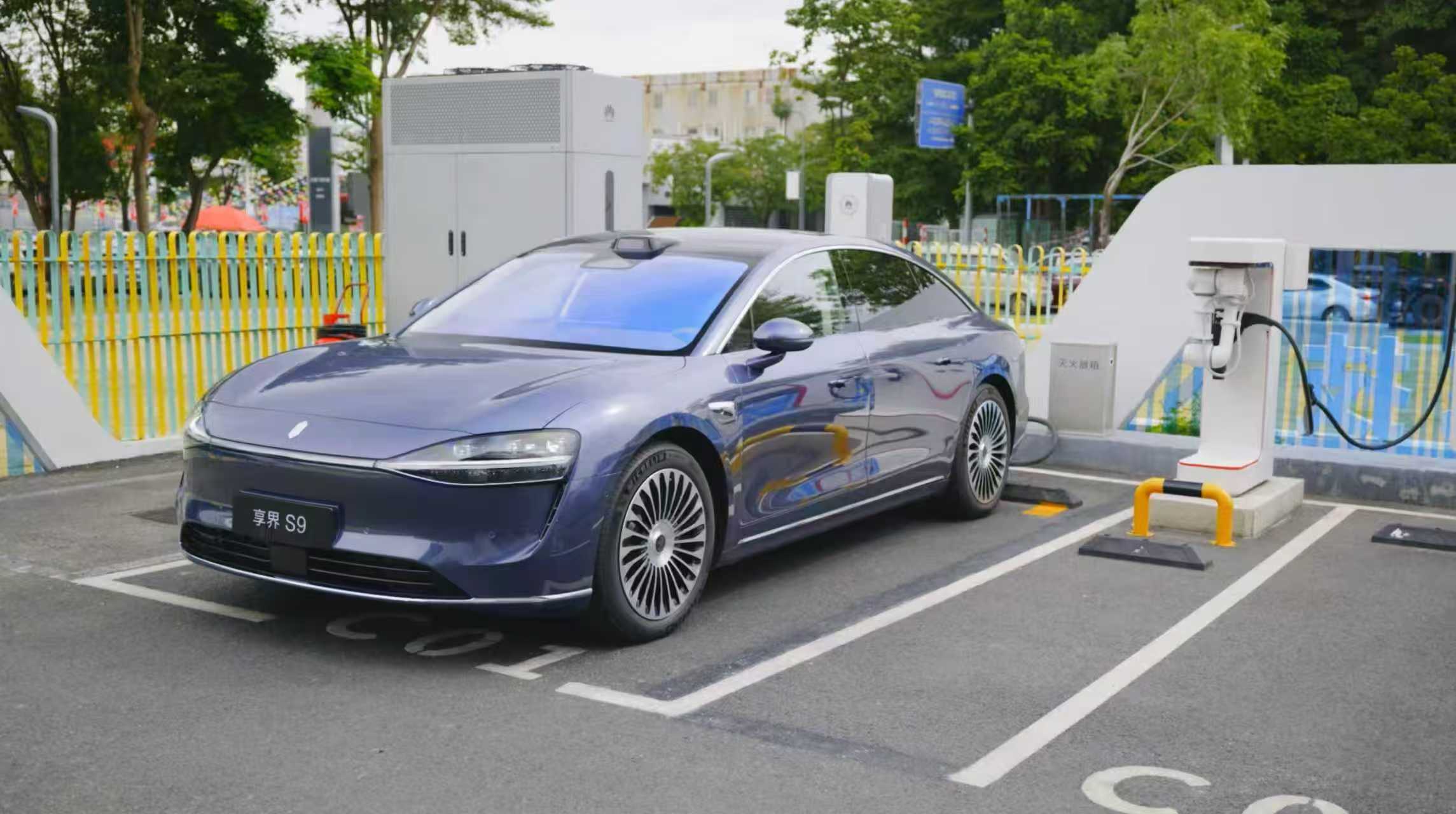 作为颜控，对车的审美从不让步～鸿蒙智行旗舰9系轿车新款享界S9直接戳中我心巴！