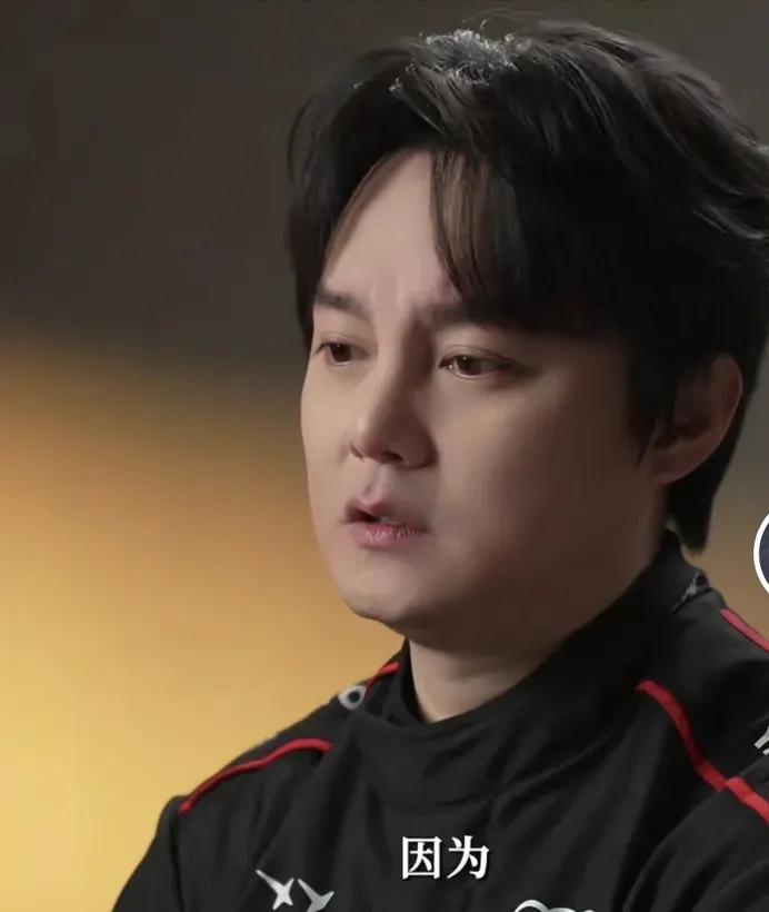 张雪夺冠尹正连夜发文，果然是体面的人干什么事都有里有面张雪夺冠后，尹正很快就发