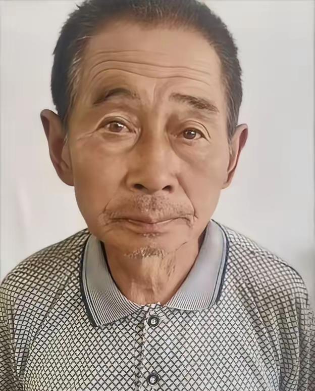 "匪夷所思！"河北承德隆化县张三营镇台沟村，一位75岁村民一辈子靠放羊种地为生，