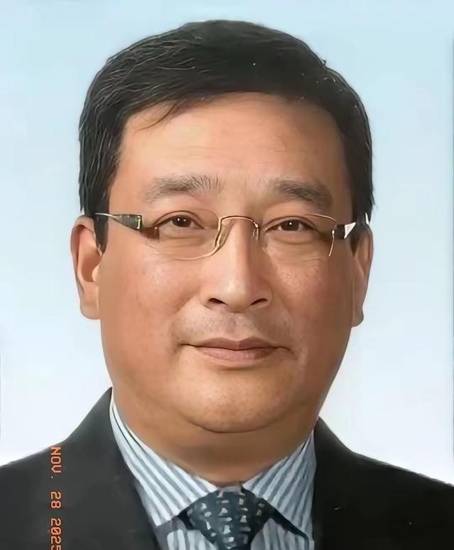 又有一个“内鬼”被法办了！这次是危害国防安全的！刘卫东，原来是东方大国兵器装备集