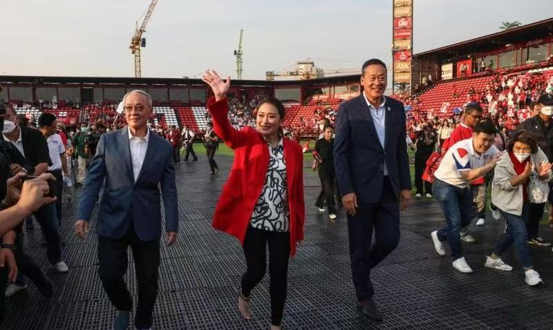 准备好了！他信阵营退出的猜甲森，可以说是一名老将！他将与泰国自豪党党魁阿努廷角逐
