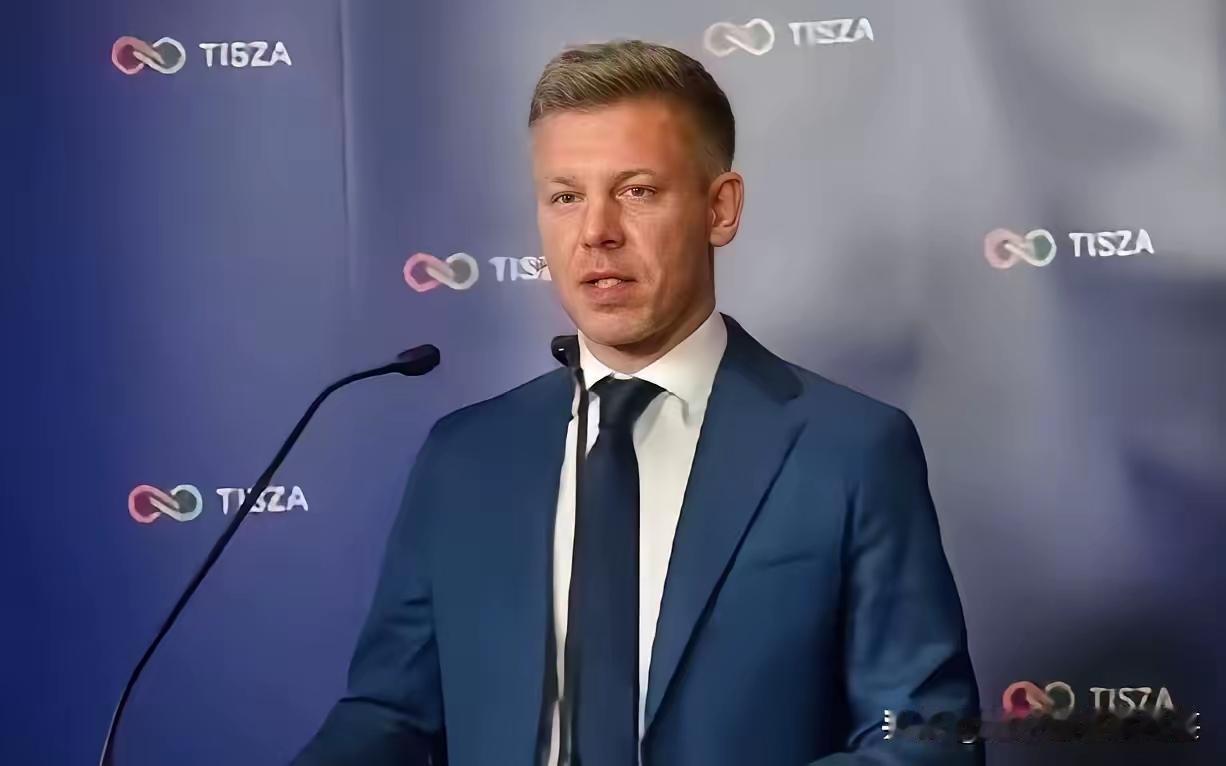 泽连斯基估计心都碎了，本来以为马扎尔上台后能配合他停用俄罗斯能源，结果人家一上台