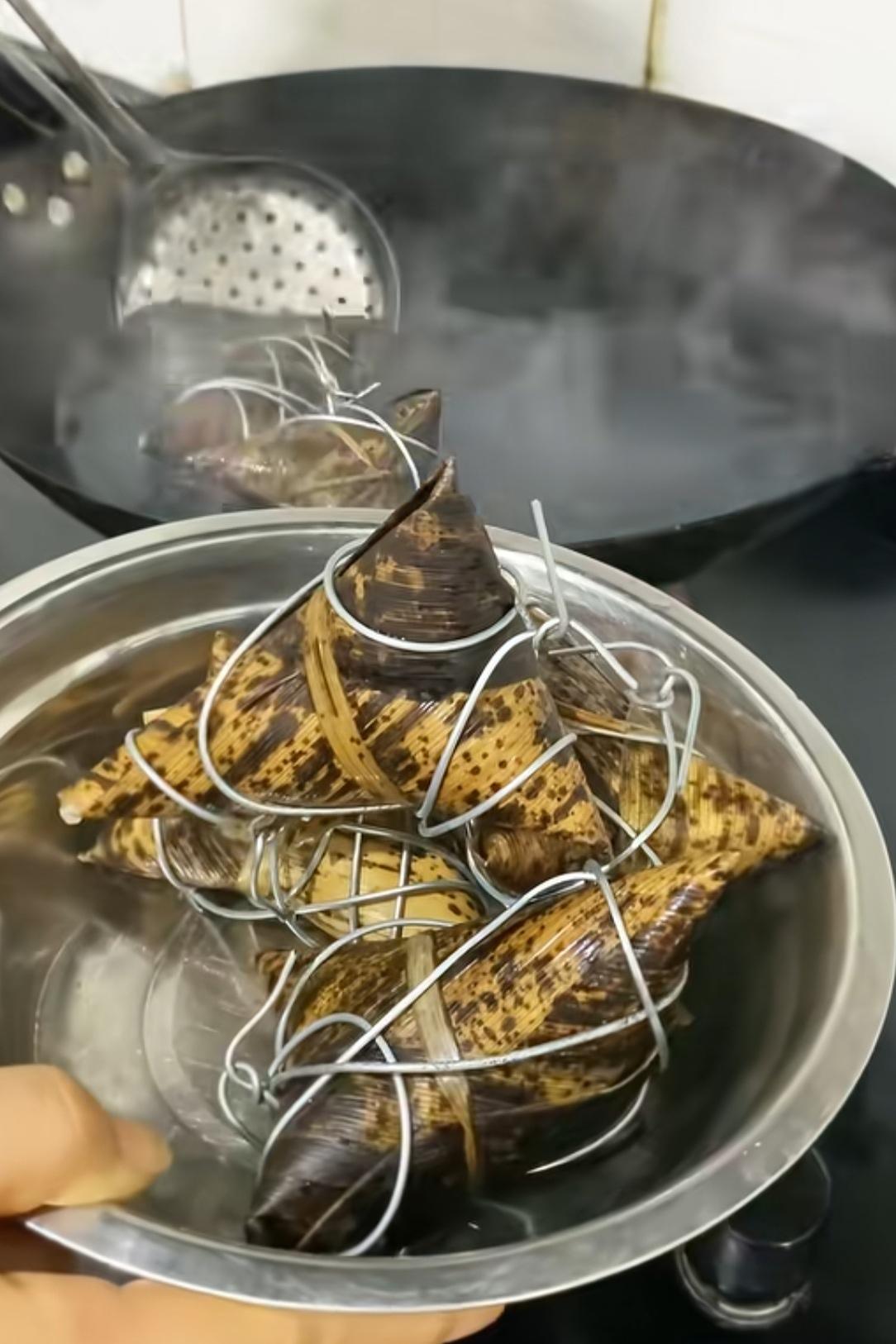 我家粽子包好煮熟了，你能夸夸吗？