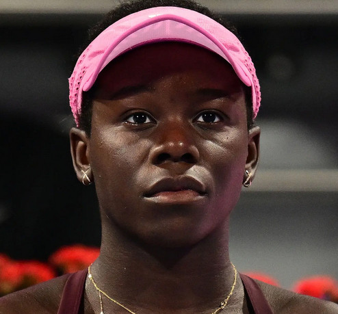 姆博科用什么战术击败了莱巴金娜？从去年10月起，能击败莱巴金娜的，只有利斯、萨巴