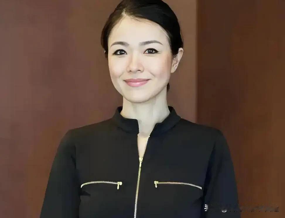 华裔高管硬刚美国银行！中国执法亮剑，美方急了？2025年7月21日，中美金
