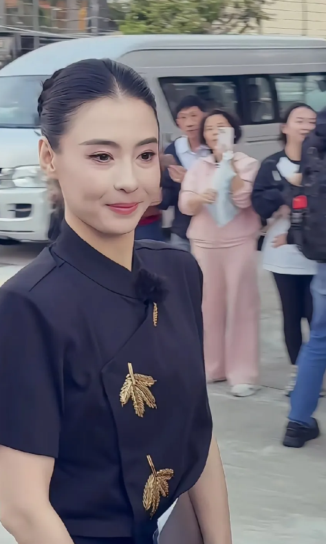 张柏芝当代女人榜样，她不后悔生了三个儿子，且为自己而生，不是给自己老公生的，她