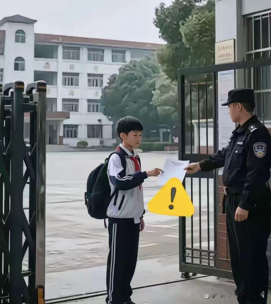 在浙江瑞安学生呲水事件即将谢幕之际，又传出这个孩子要转学？或许转学是最好的出路，