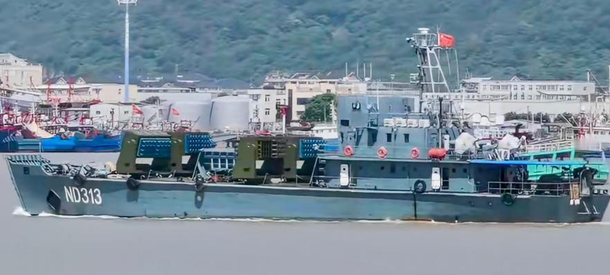 正如人民空军在加速列装先进的国产五代机歼-20和歼-35的同时，也不忘对已然退役