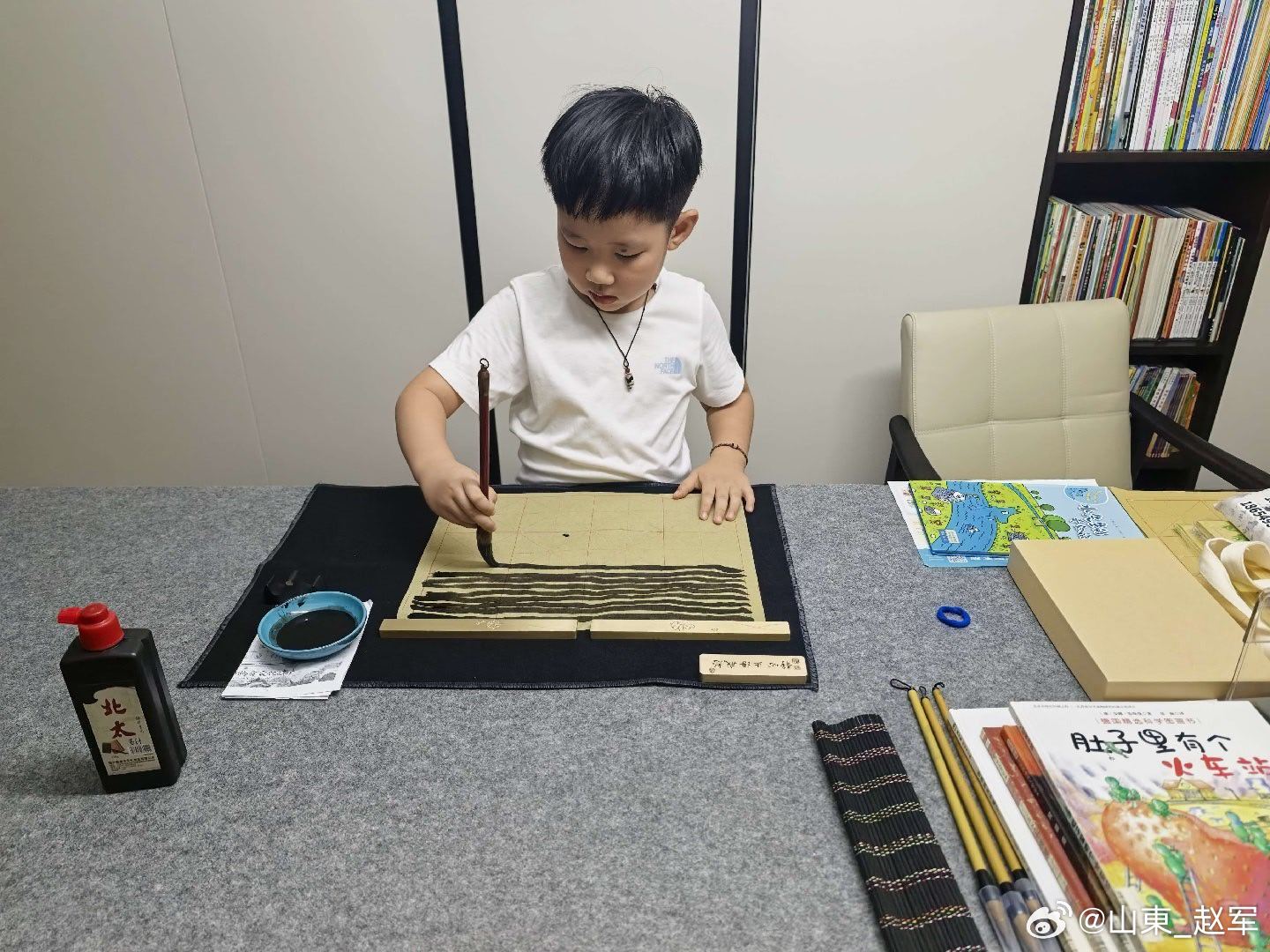 分层补养的根本准则分层补养，核心就是分清表里、虚实、标本、深浅，由浅入深，不越级