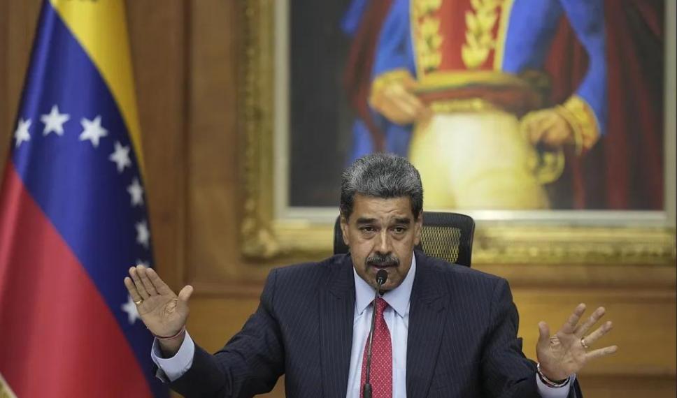 果不其然。日本政界人士高市早苗突然宣布了新的对台安全表述。她把话说到