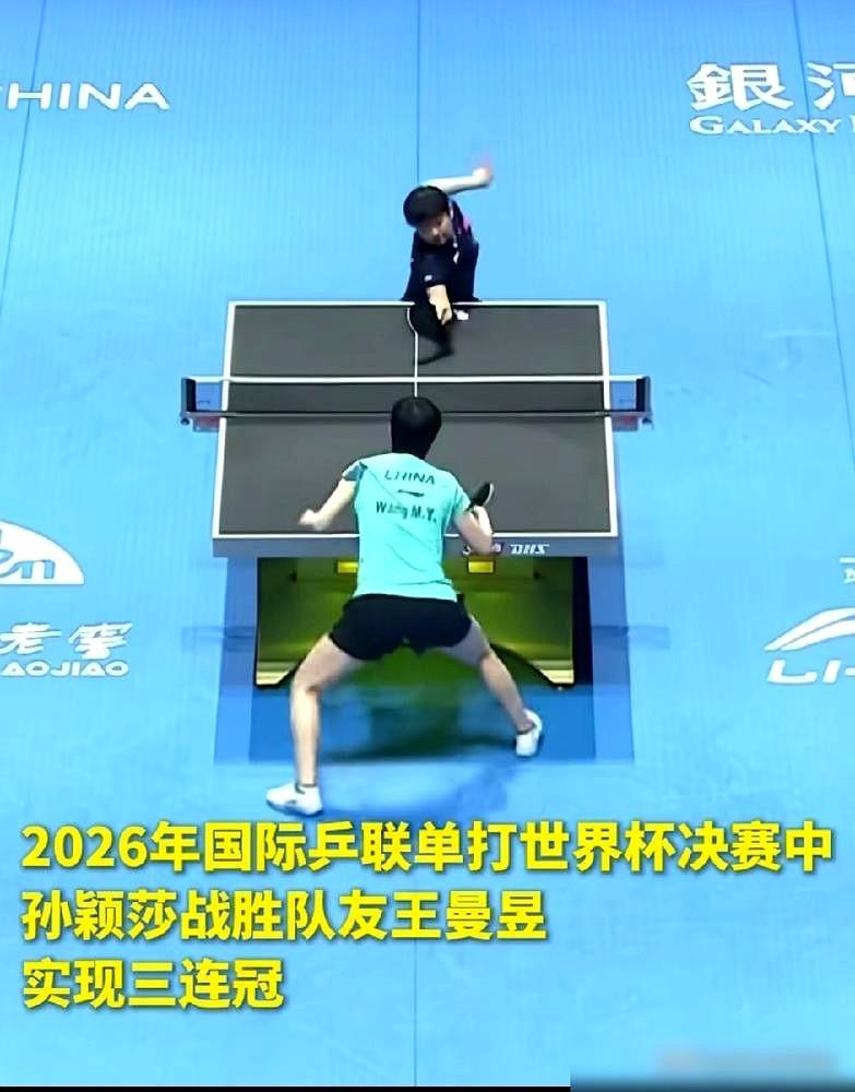 看莎莎这场球，我没觉得“不容易”，反而被她那种近乎冷酷的稳给震慑了。大家都在等