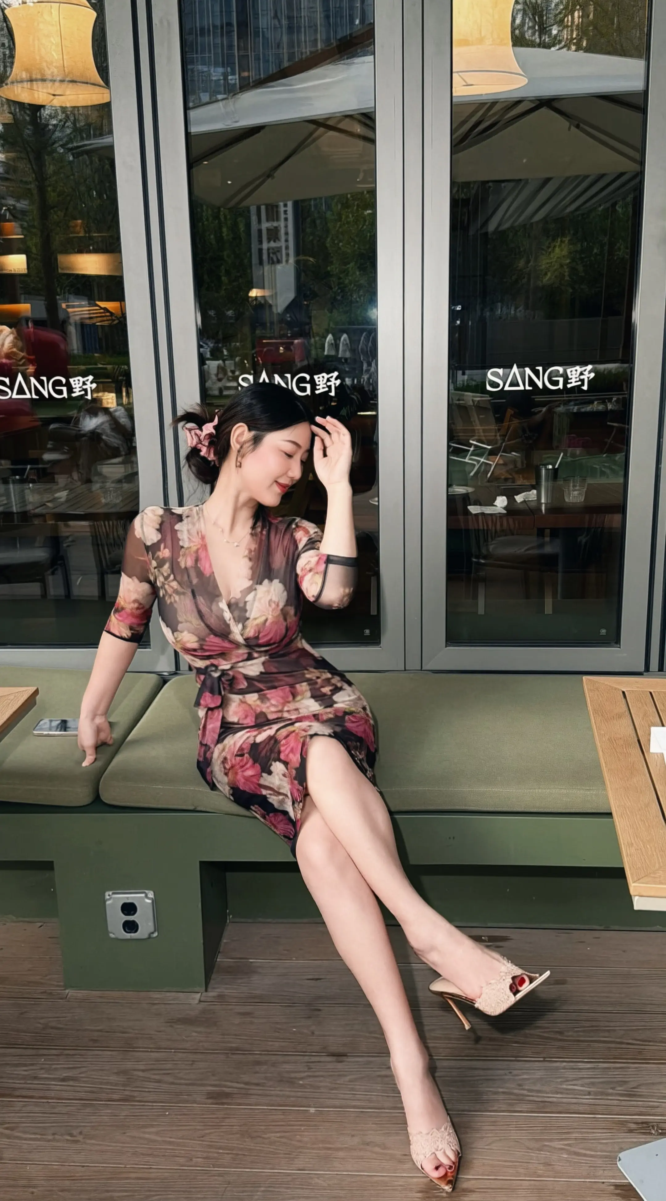 内耗不了一点 少妇没我年轻，少女没我有钱。