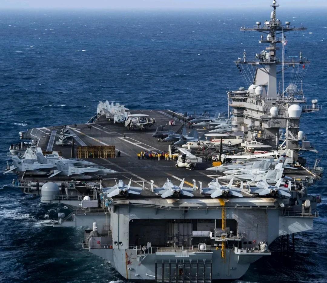 美或已在考虑支持以色列袭击伊朗外媒消息，美国军方和情报部门的高层人士已开始内部