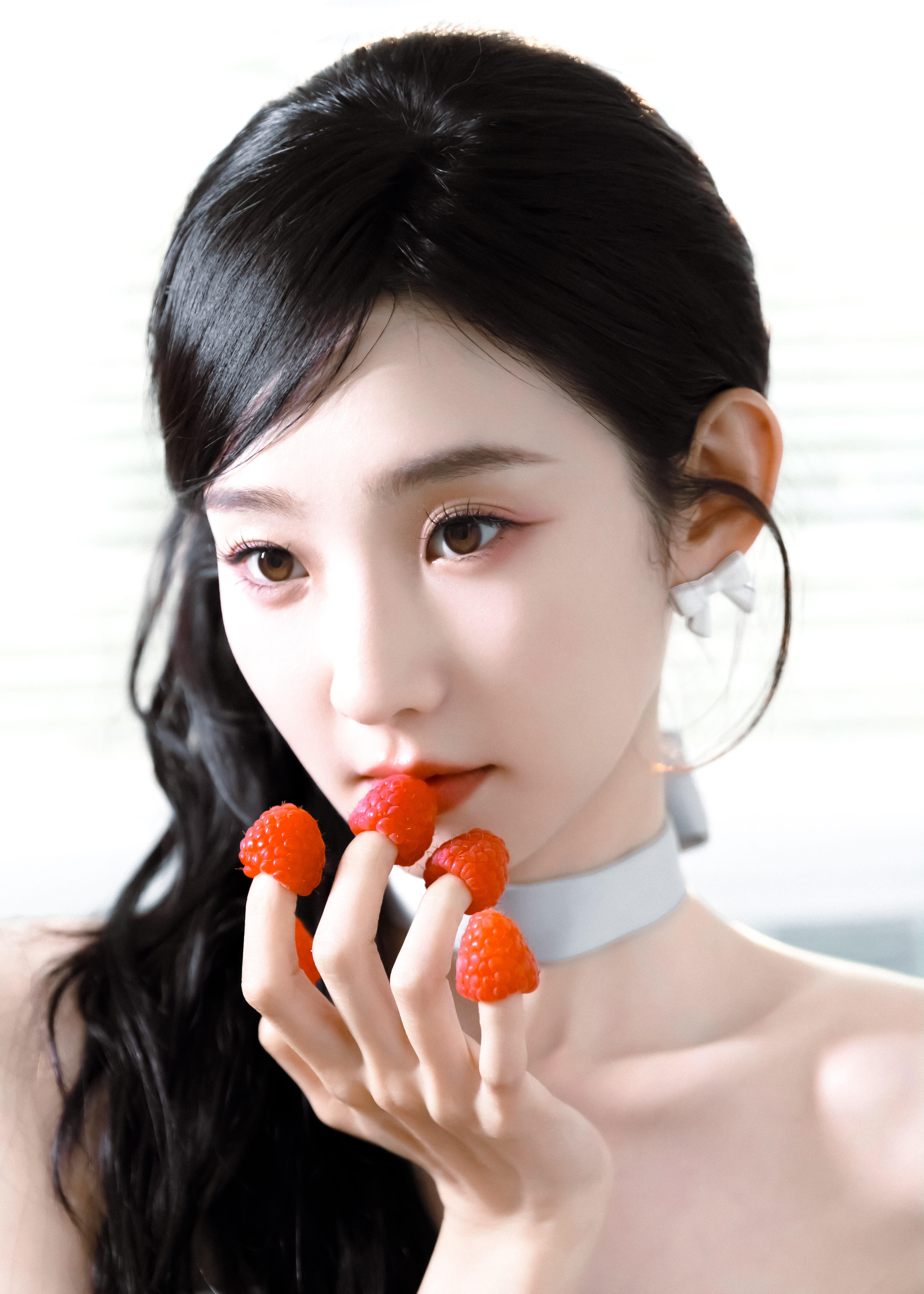 进来沉浸式欣赏张艺凡的美貌