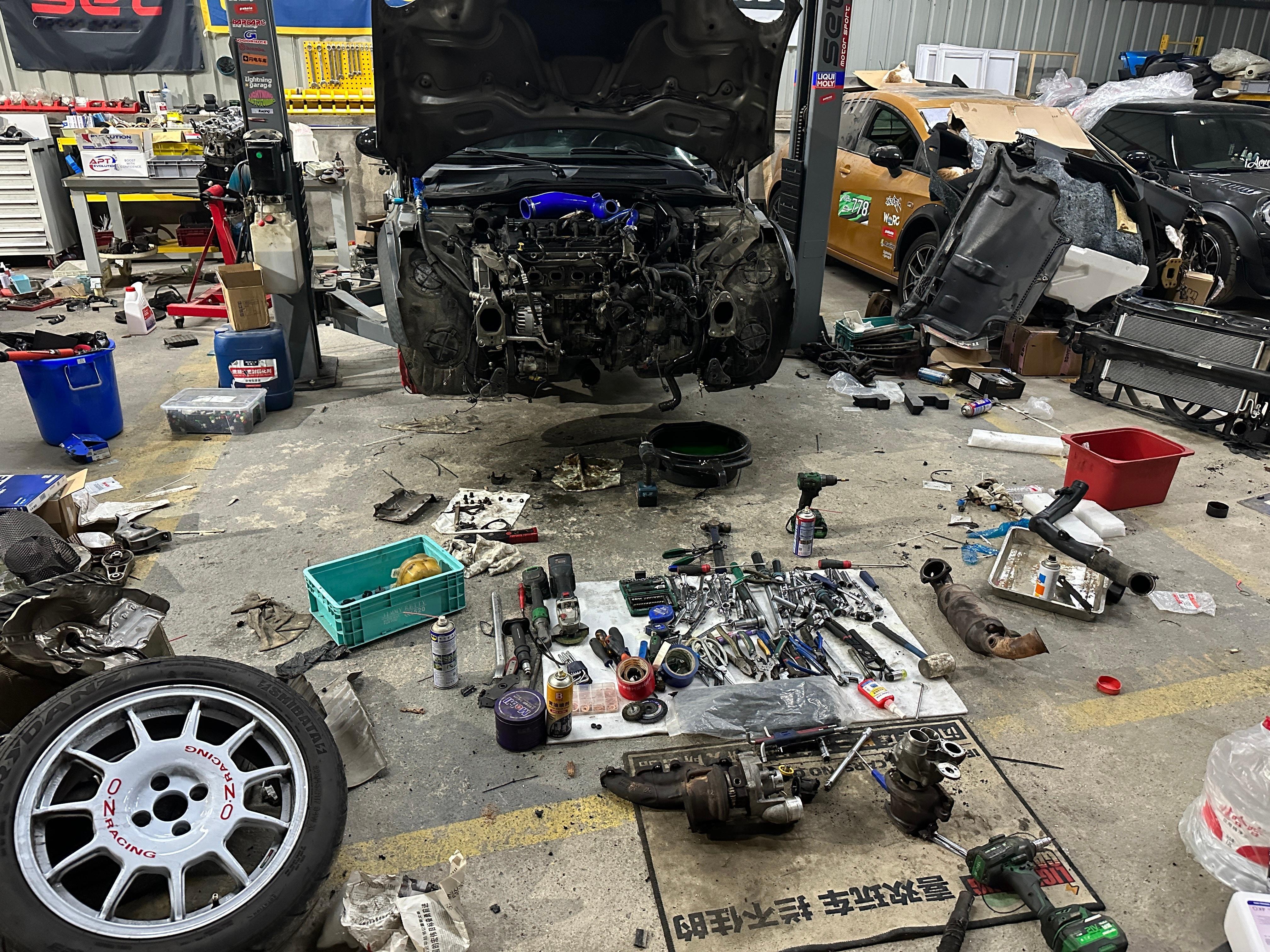 必须做MINI专家。玩这台灰色的，这台不卖了。​​​