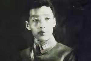 1931年6月，石友三要出兵攻打东北军，参谋长毕广垣说：“张学良对我们很不错，这