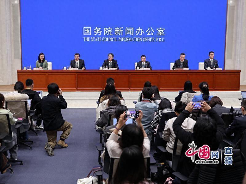 南水北调工程累计输水已超840亿立方米，滋养着沿线48座城市、1.95亿人。这