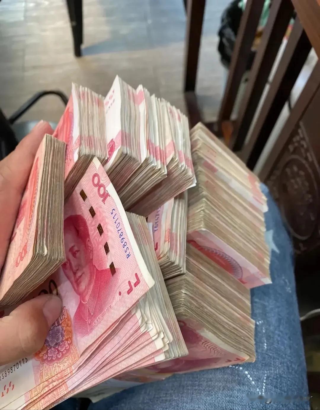 5月起，手头有定期存款的人，可以提前留意这几点前几天跟银行的朋友聊天，她说现在