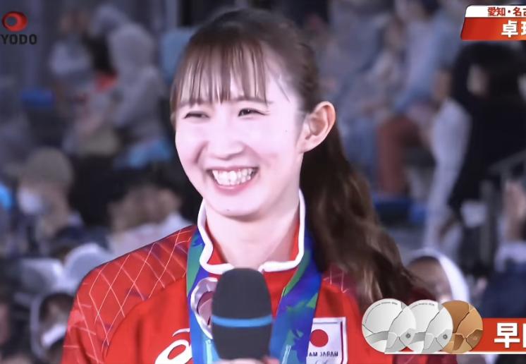 我去！亚运会结束的时候，莎莎还安慰了早田希娜，没想到是莎莎想多了！亚运会结束