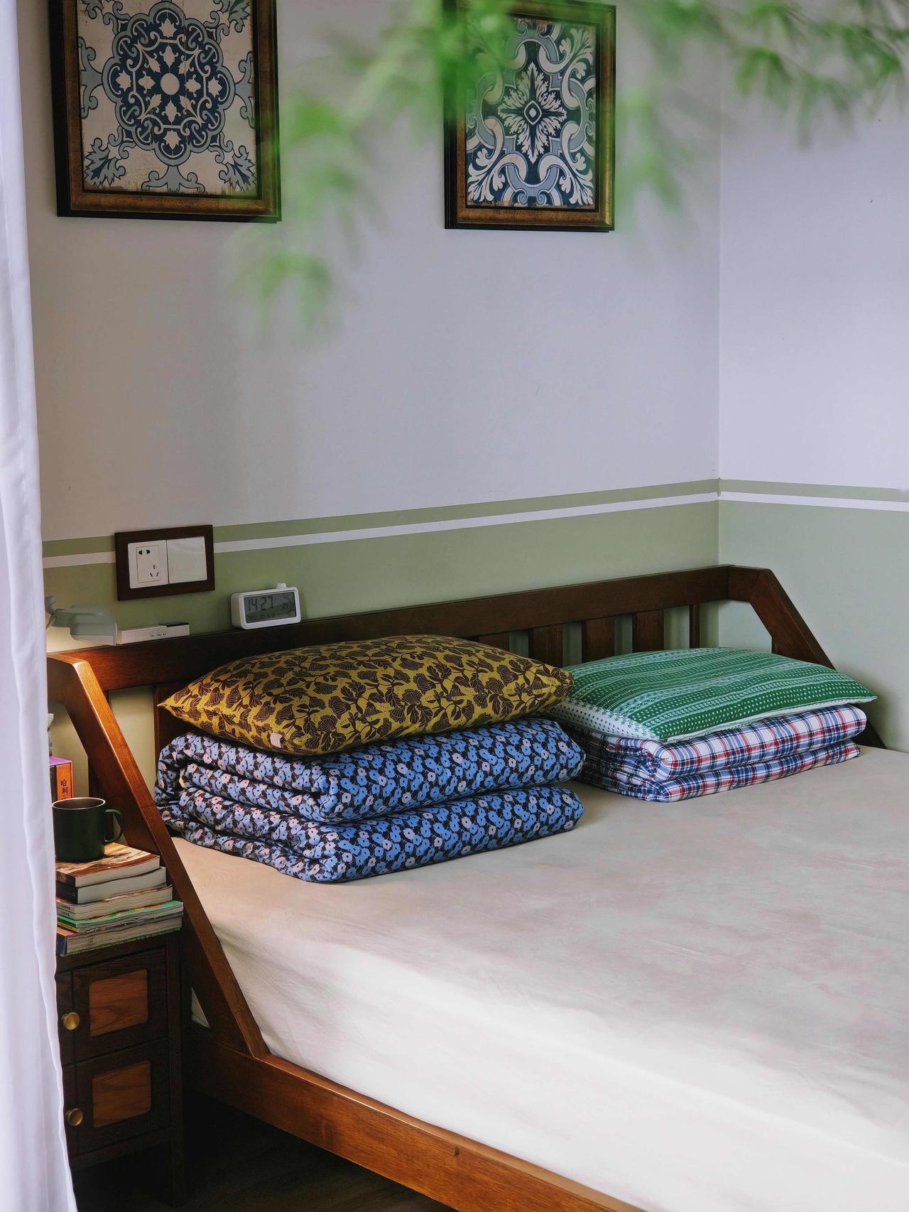 60多岁的老人都说，我家装修真老气！我笑着回他们：嗯，我故意的。今年我做了一