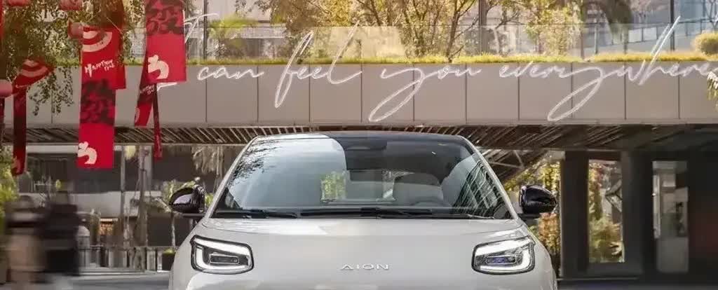 家用买车，油车还是电车？取决于以下几点：1：每年开不到1万公里的，买