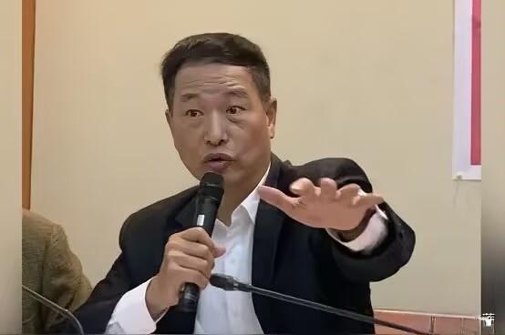 5月11日，台湾前空军副司令，退役中将张延廷说：巴基斯坦这次一次购买中国40架歼